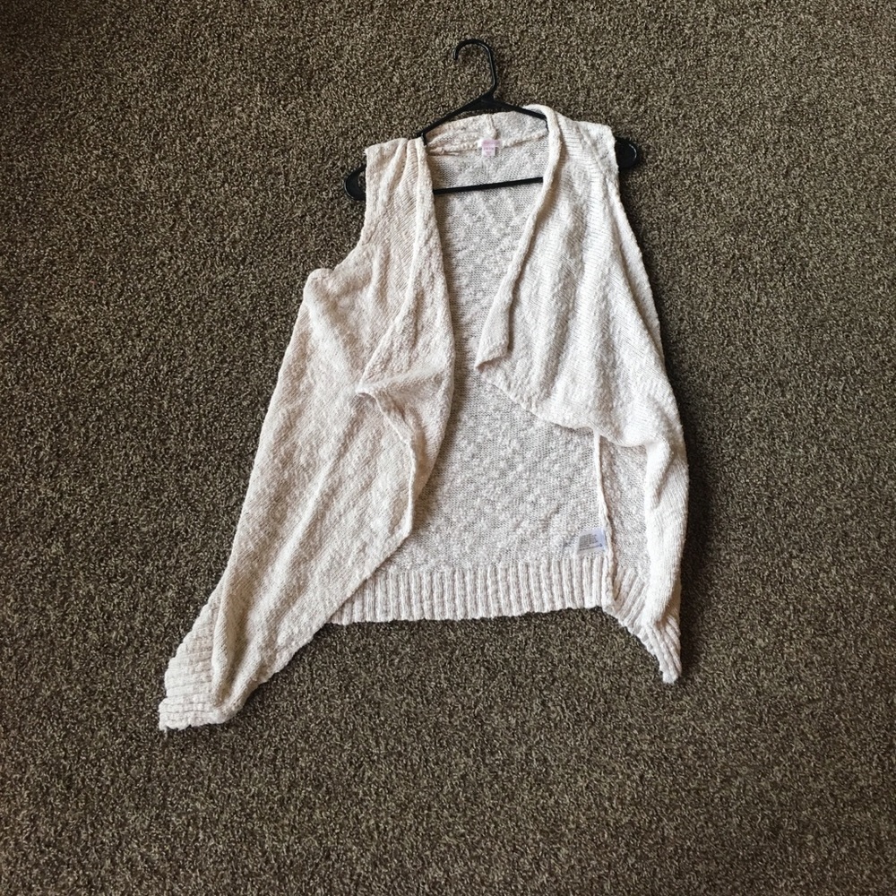 Sweater vest